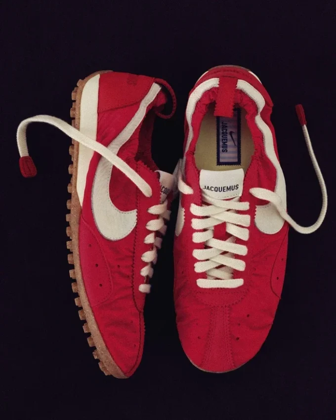 Moon Shoe Jacquemus + Nike Unisex Moon Shoes sneakers – Jacquemus + Nike collaboration Moon Shoe Jacquemus + Nike Unisex Moon Shoes sneakers – Jacquemus + Nike collaboration