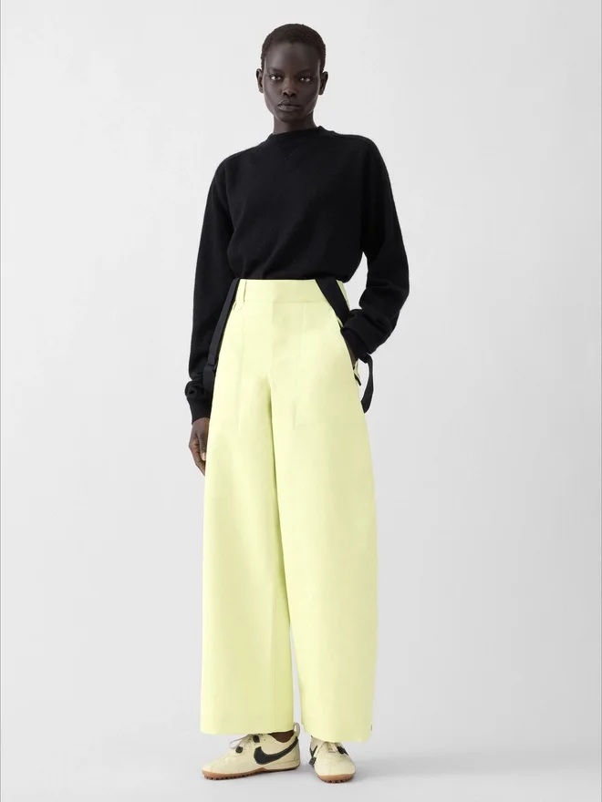Tailored Gore-Tex pants Jacquemus + Nike Tailored pants in Gore-Tex – Jacquemus + Nike collaboration Tailored Gore-Tex pants Jacquemus + Nike Tailored pants in Gore-Tex – Jacquemus + Nike collaboration