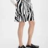 The Aloe shorts Zebra Arty print shorts The Aloe shorts Zebra Arty print shorts
