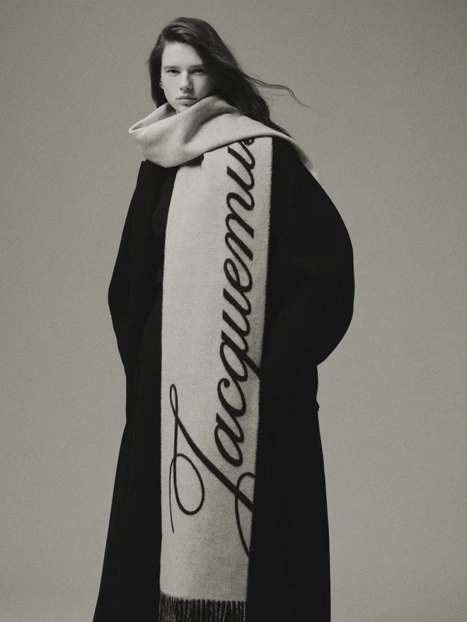 The Atelier scarf Long scarf with logo The Atelier scarf Long scarf with logo