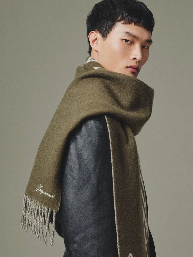 The Atelier scarf Long scarf with logo The Atelier scarf Long scarf with logo