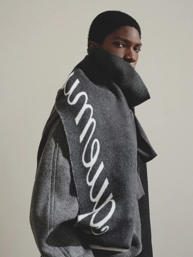The Atelier scarf Long scarf with logo The Atelier scarf Long scarf with logo