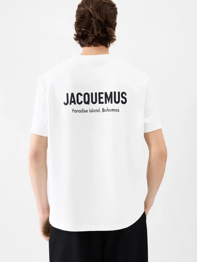 The Bahamas address t-shirt Short-sleeved t-shirt with logo and address – sold exclusively online and in our Bahamas point of sale The Bahamas address t-shirt Short-sleeved t-shirt with logo and address – sold exclusively online and in our Bahamas point of sale