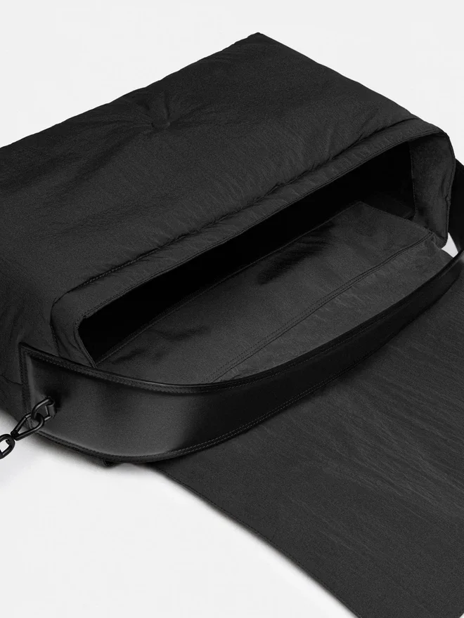 The Bambino travel bag Soft nylon travel bag The Bambino travel bag Soft nylon travel bag