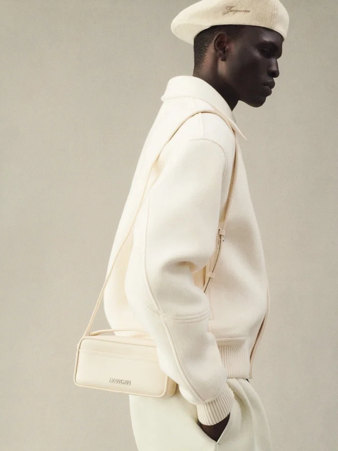 The Baneto Leather camera bag The Baneto Leather camera bag
