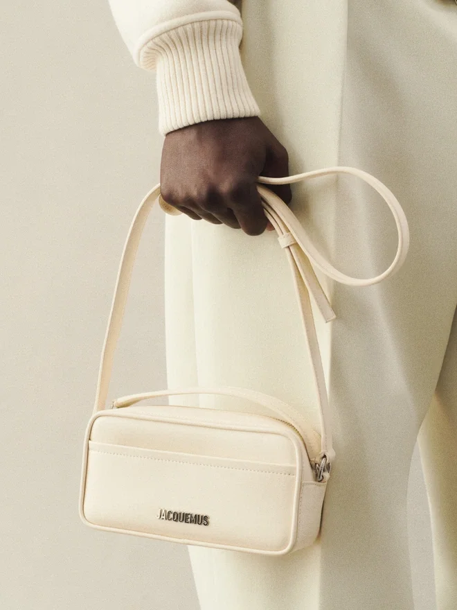 The Baneto Leather camera bag The Baneto Leather camera bag