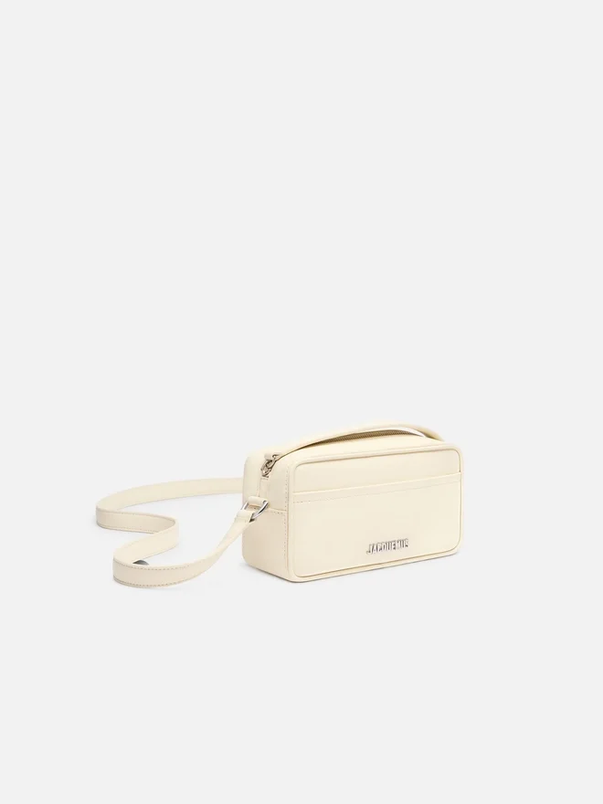 The Baneto Leather camera bag The Baneto Leather camera bag