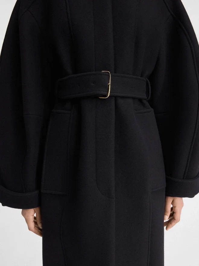 The Bari coat Raglan-sleeve coat The Bari coat Raglan-sleeve coat