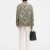 The Bateau long-sleeve shirt Long-sleeved and slanted pocket shirt The Bateau long-sleeve shirt Long-sleeved and slanted pocket shirt