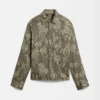 The Bateau long-sleeve shirt Long-sleeved and slanted pocket shirt The Bateau long-sleeve shirt Long-sleeved and slanted pocket shirt