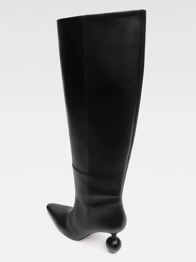 The Bisou boots Geometric heel boots The Bisou boots Geometric heel boots