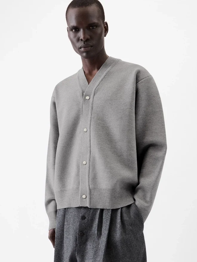 The buttoned cardigan Buttoned cardigan The buttoned cardigan Buttoned cardigan
