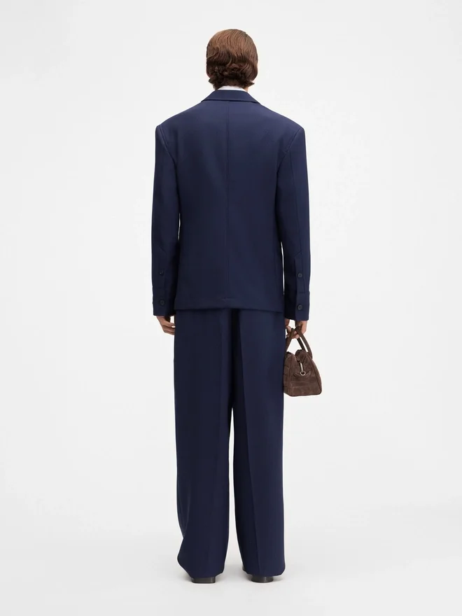 The Canevas jacket Darted suit jacket The Canevas jacket Darted suit jacket