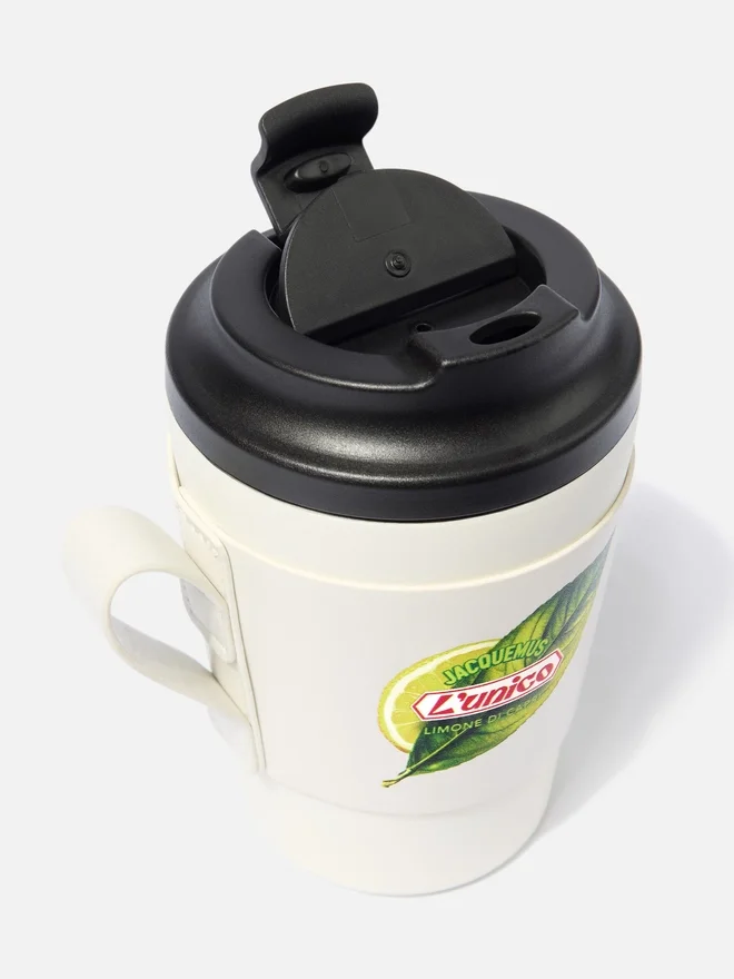 The Capri mug Travel mug – sold exclusively online and in our Capri resort The Capri mug Travel mug – sold exclusively online and in our Capri resort
