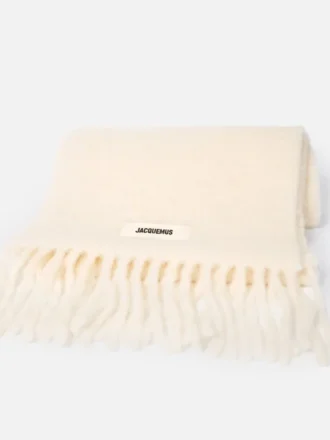 The Carro scarf Fringe scarf