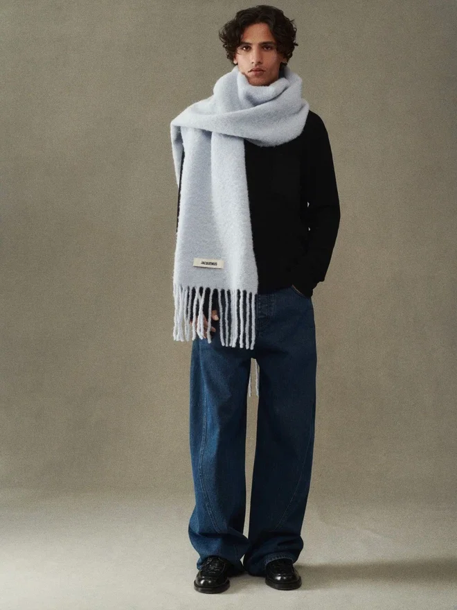 The Carro scarf Long fringe scarf The Carro scarf Long fringe scarf