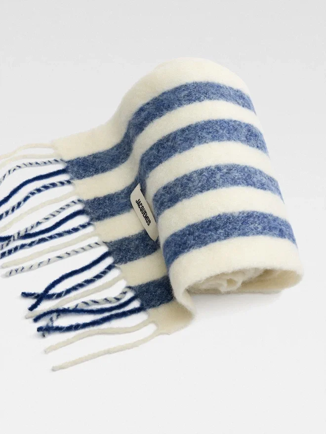 The Carro scarf Striped jacquard scarf The Carro scarf Striped jacquard scarf