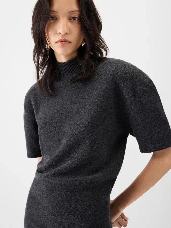 The Castagna knit dress Short-sleeved knit dress The Castagna knit dress Short-sleeved knit dress