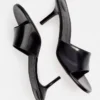 The Cubisto mules Round-toe mules