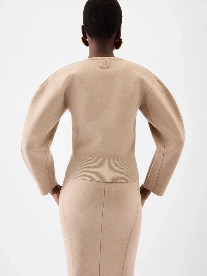 The Doppio cardigan Curved cardigan The Doppio cardigan Curved cardigan