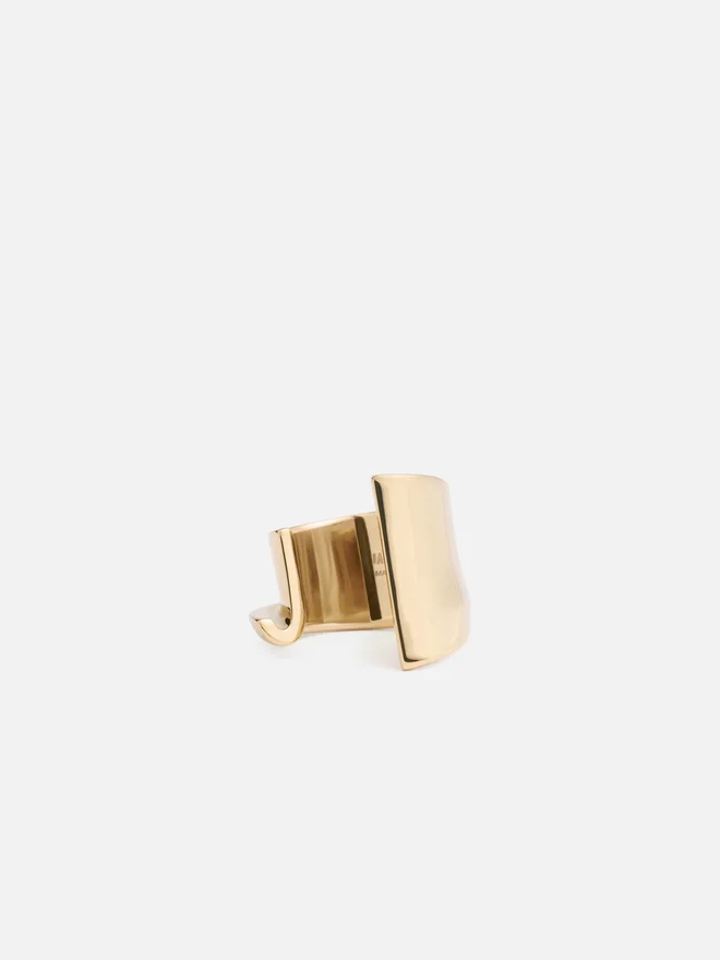 The J ring Sculpted “J” ring The J ring Sculpted “J” ring