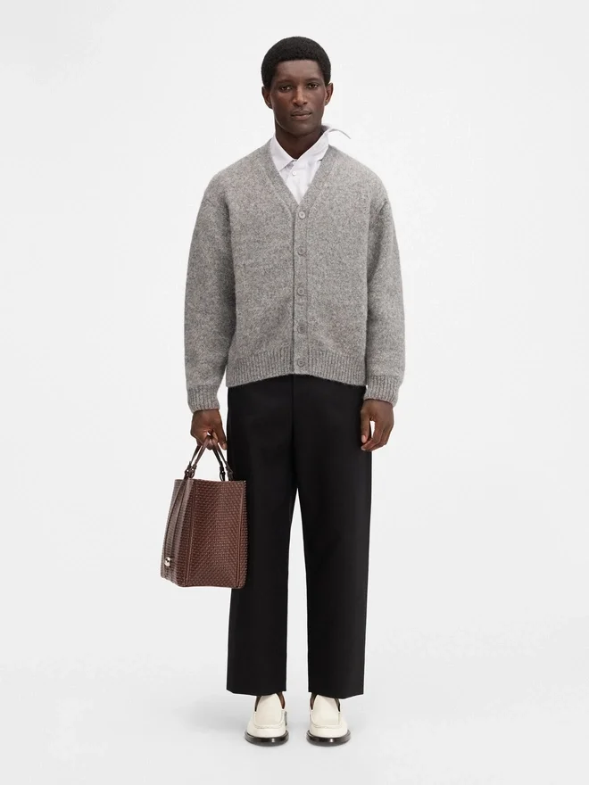 The Jacquemus cardigan Signature cardigan The Jacquemus cardigan Signature cardigan