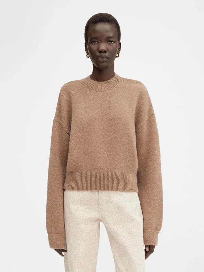 The Jacquemus knit Jacquard logo sweater The Jacquemus knit Jacquard logo sweater