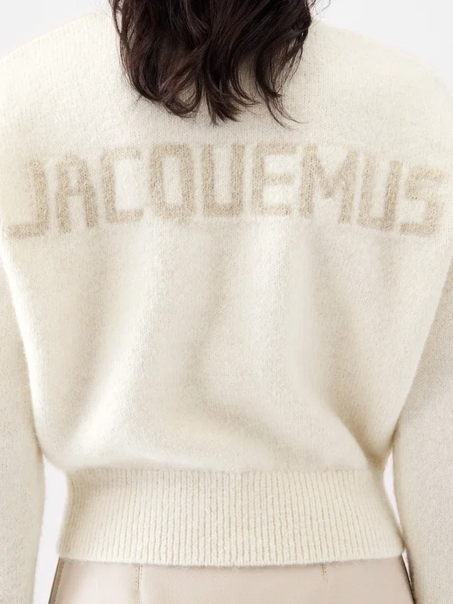 The Jacquemus knit Logo jumper The Jacquemus knit Logo jumper