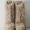 The Jacquemus Yeti Moon Boot High faux fur boots – in collaboration with Moon Boot The Jacquemus Yeti Moon Boot High faux fur boots – in collaboration with Moon Boot