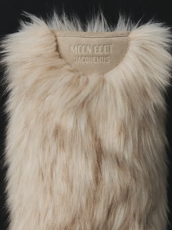 The Jacquemus Yeti Moon Boot High faux fur boots – in collaboration with Moon Boot The Jacquemus Yeti Moon Boot High faux fur boots – in collaboration with Moon Boot