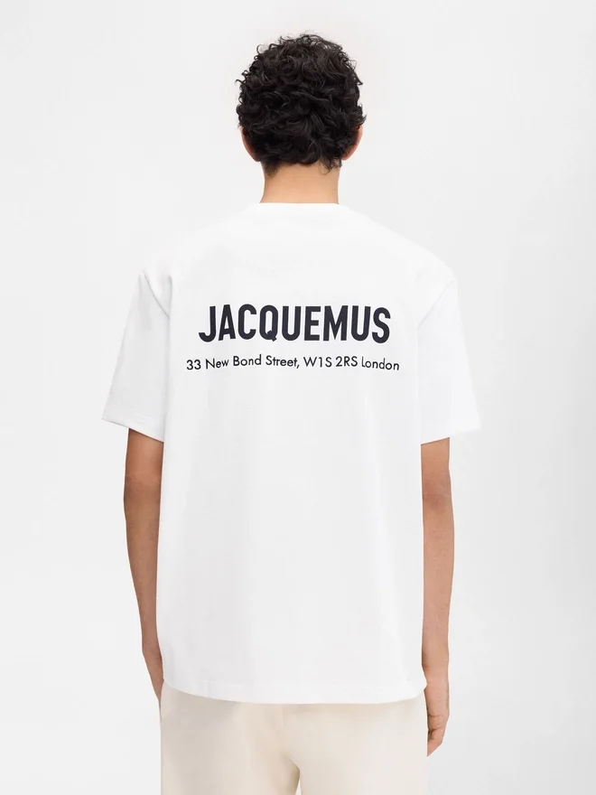 The London address t-shirt Short-sleeved t-shirt with logo and address – sold exclusively online and in our London store The London address t-shirt Short-sleeved t-shirt with logo and address – sold exclusively online and in our London store