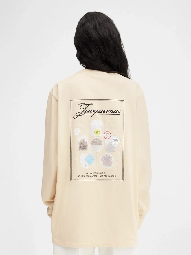 The London t-shirt Long-sleeved logo t-shirt – sold exclusively online and in our London store The London t-shirt Long-sleeved logo t-shirt – sold exclusively online and in our London store