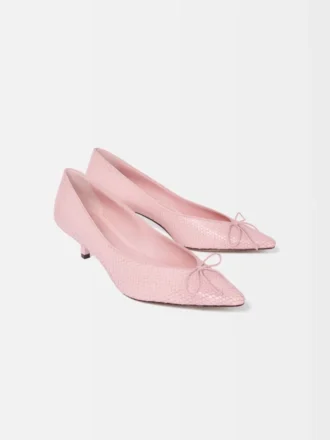 The low Tourni heels Low twisted pumps