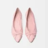 The low Tourni heels Low twisted pumps