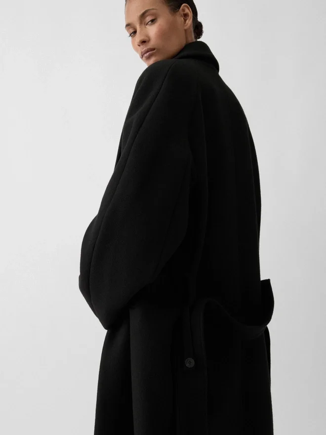 The Man’s coat Relaxed coat The Man’s coat Relaxed coat