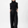 The Man’s pants Pleated pants