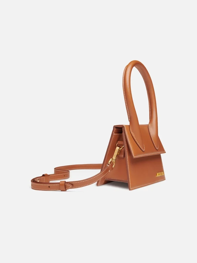 The medium Chiquito Signature handbag The medium Chiquito Signature handbag