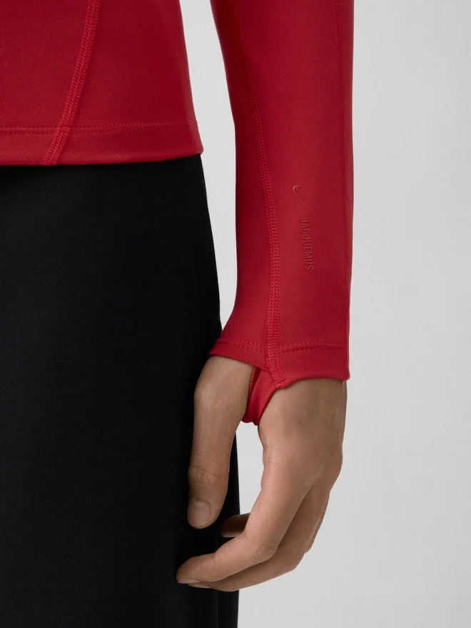 The mock-neck top Jacquemus + Nike Long-sleeve top – Jacquemus + Nike collaboration The mock-neck top Jacquemus + Nike Long-sleeve top – Jacquemus + Nike collaboration