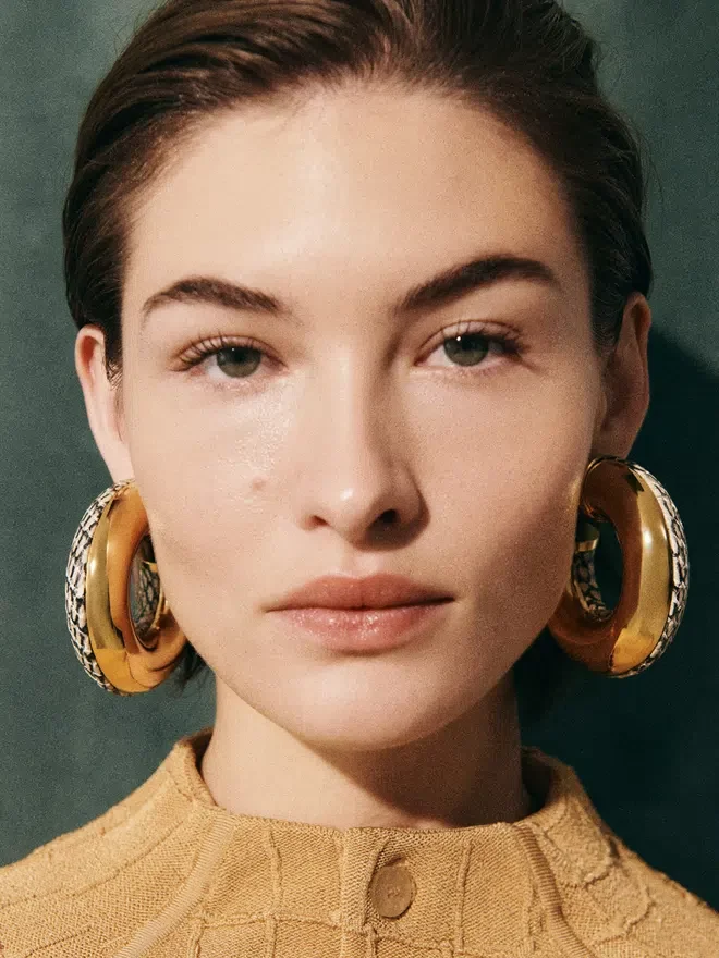 The Mojave hoops earrings Cobra-motif leather hoop earrings The Mojave hoops earrings Cobra-motif leather hoop earrings