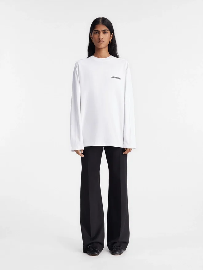 The Montaigne address long-sleeve t-shirt Long sleeve t-shirt with printed address and logo – sold exclusively online and in our Paris store The Montaigne address long-sleeve t-shirt Long sleeve t-shirt with printed address and logo – sold exclusively online and in our Paris store