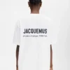 The Montaigne address t-shirt Short-sleeved t-shirt with logo and address – sold exclusively online and in our Paris store The Montaigne address t-shirt Short-sleeved t-shirt with logo and address – sold exclusively online and in our Paris store