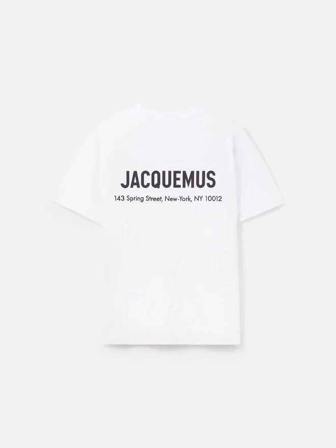 The New York address t-shirt Short-sleeved t-shirt with logo and address – sold exclusively online and in our New York store The New York address t-shirt Short-sleeved t-shirt with logo and address – sold exclusively online and in our New York store