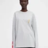 The New York t-shirt Long-sleeved logo t-shirt – exclusively sold online and in our New York boutique The New York t-shirt Long-sleeved logo t-shirt – exclusively sold online and in our New York boutique
