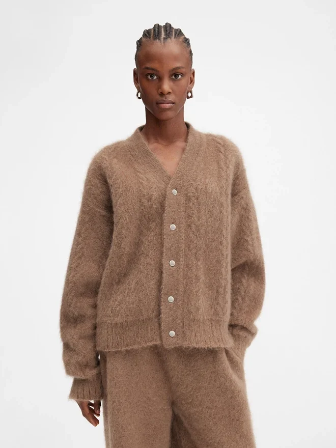 The Nuvola cardigan Mohair buttonned cardigan The Nuvola cardigan Mohair buttonned cardigan