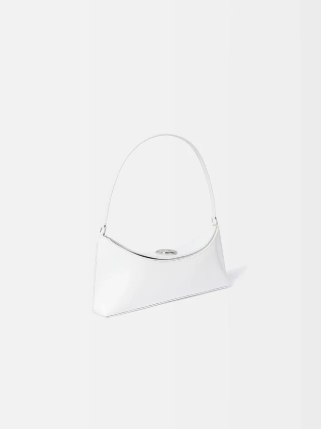 The Ovalo clutch Folded shoulder bag The Ovalo clutch Folded shoulder bag