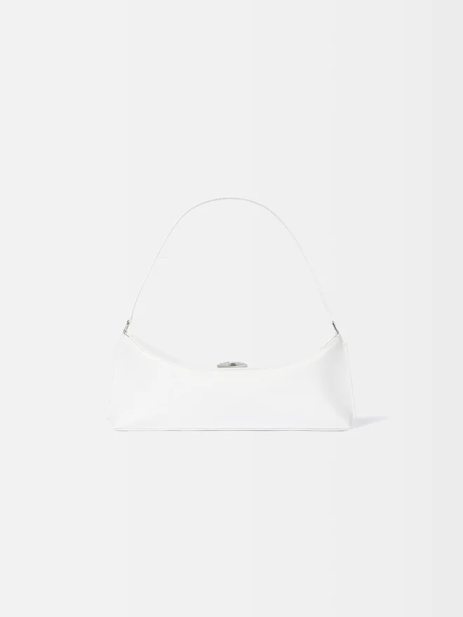 The Ovalo clutch Folded shoulder bag The Ovalo clutch Folded shoulder bag