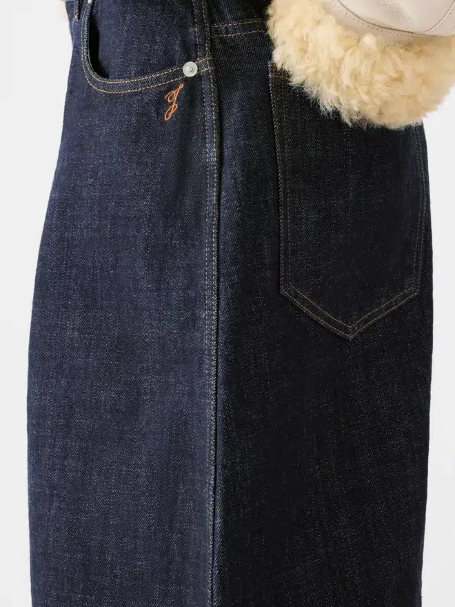 The Ovalo de-Nîmes denim pants High-waisted curved jeans The Ovalo de-Nîmes denim pants High-waisted curved jeans