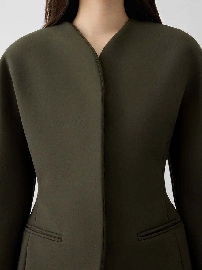 The Ovalo jacket Fitted jacket The Ovalo jacket Fitted jacket