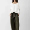 The Ovalo pants Curved pants The Ovalo pants Curved pants