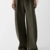 The Ovalo pants Curved pants The Ovalo pants Curved pants